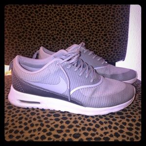 Nike Air Max Thea Size 8